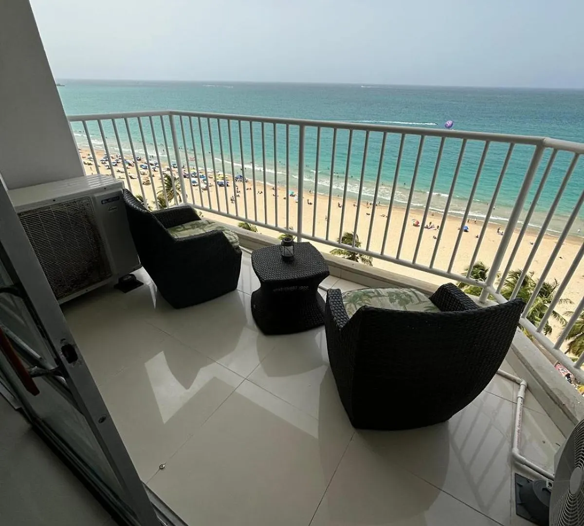 Apartment Steps From Foxwoods Casino- Beachfront Stay With Pools San Juan