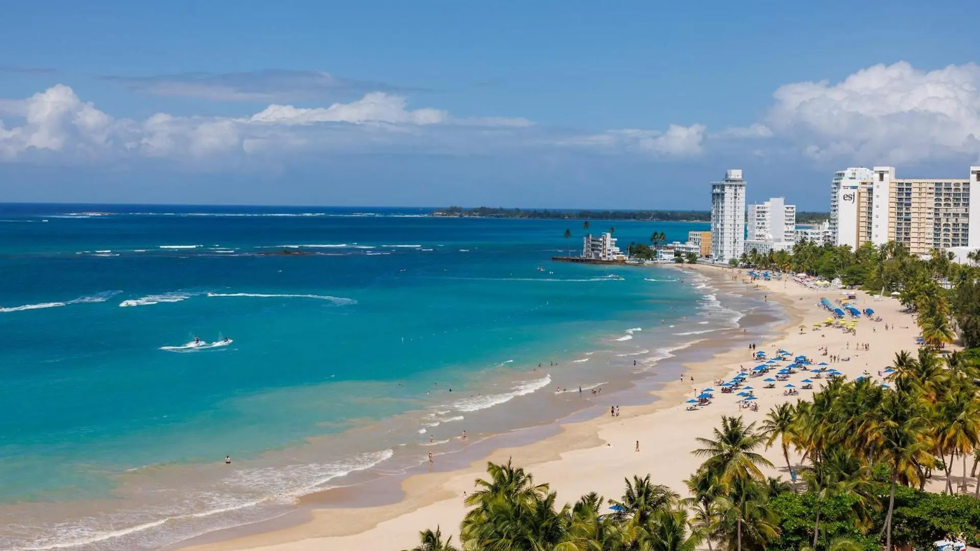 Apartment Steps From Foxwoods Casino- Beachfront Stay With Pools San Juan