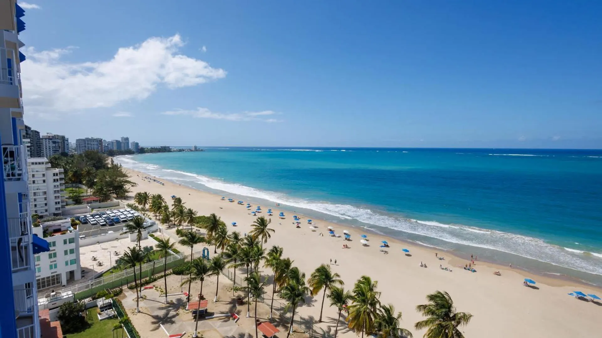 Apartment Steps From Foxwoods Casino- Beachfront Stay With Pools San Juan Puerto Rico