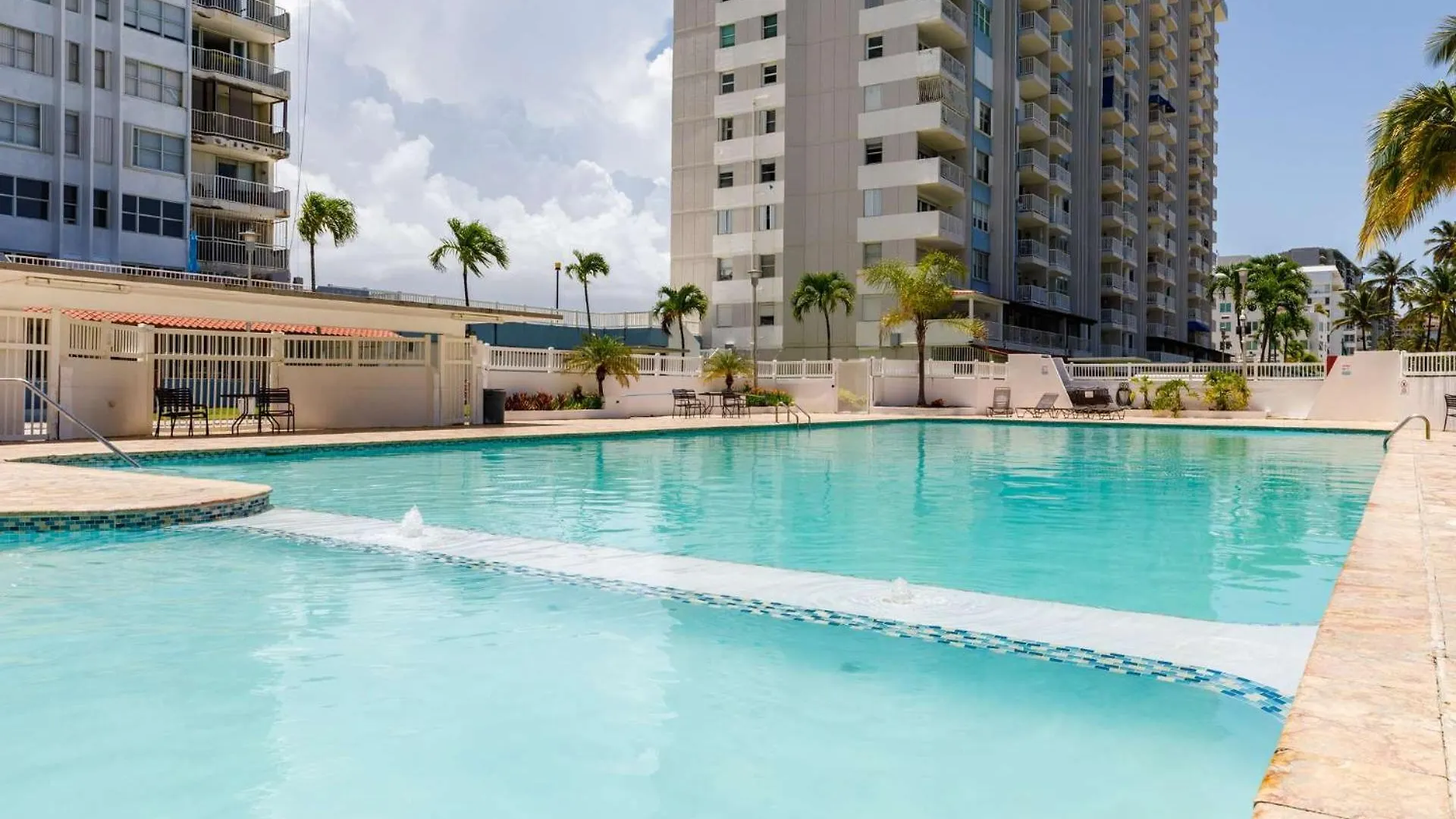 Steps From Foxwoods Casino- Beachfront Stay With Pools San Juan 0*,  Puerto Rico