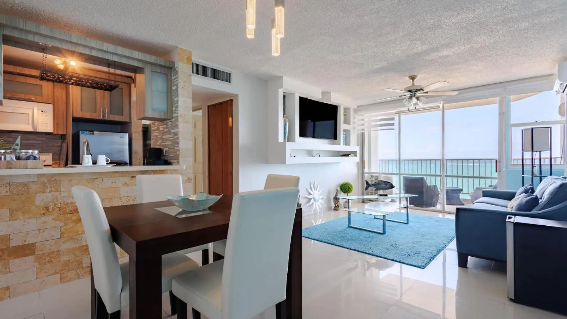 Steps From Foxwoods Casino- Beachfront Stay With Pools San Juan 0*,  Puerto Rico